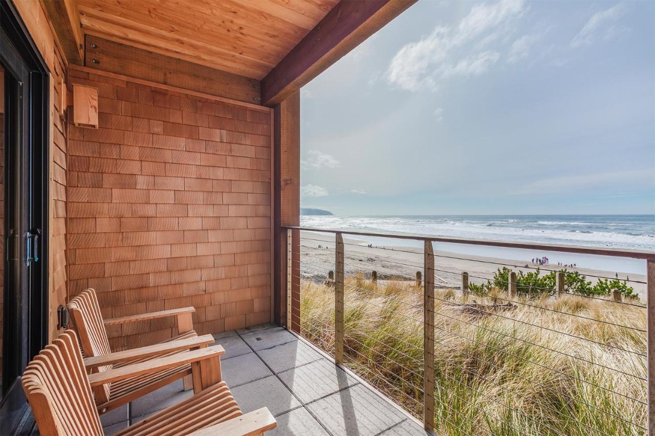 Headlands Coastal Lodge & Spa Pacific City Buitenkant foto