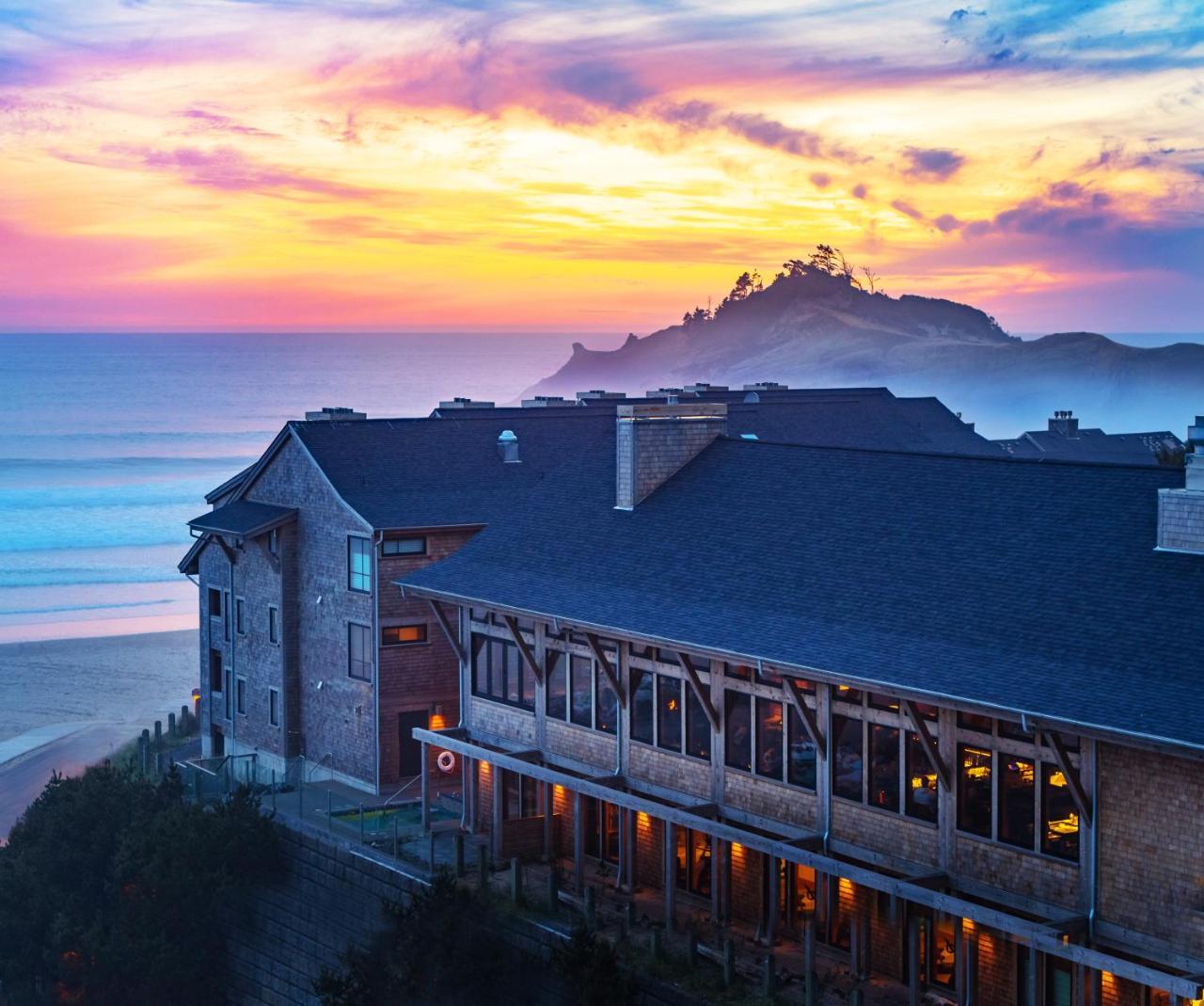 Headlands Coastal Lodge & Spa Pacific City Buitenkant foto